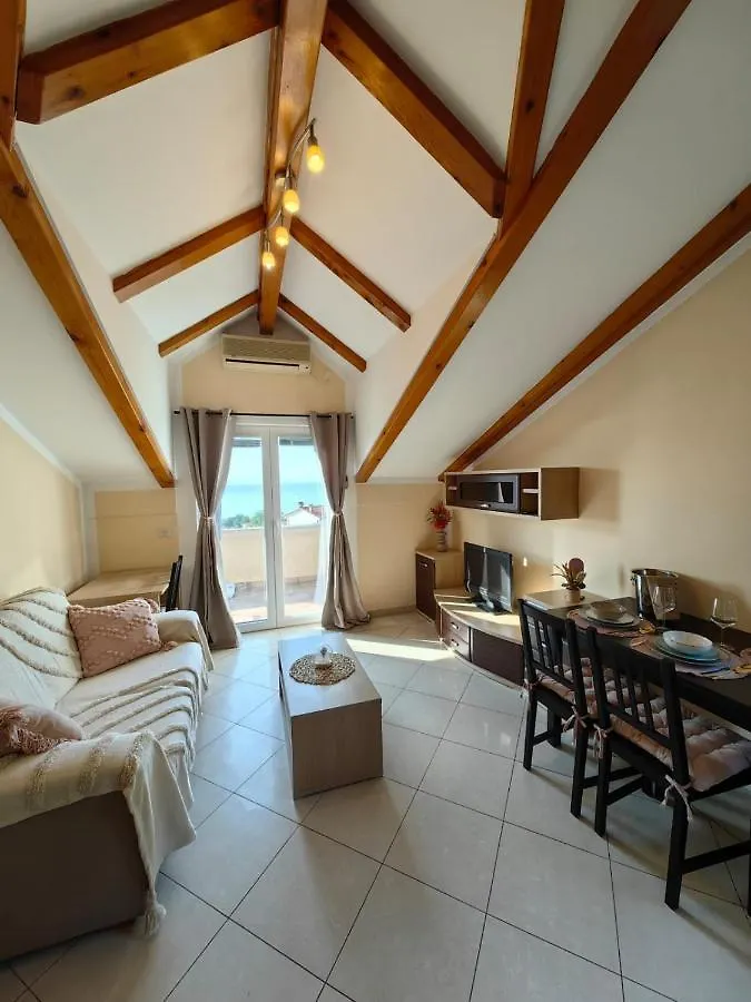 Rosemary Apartments Lovran Croatia