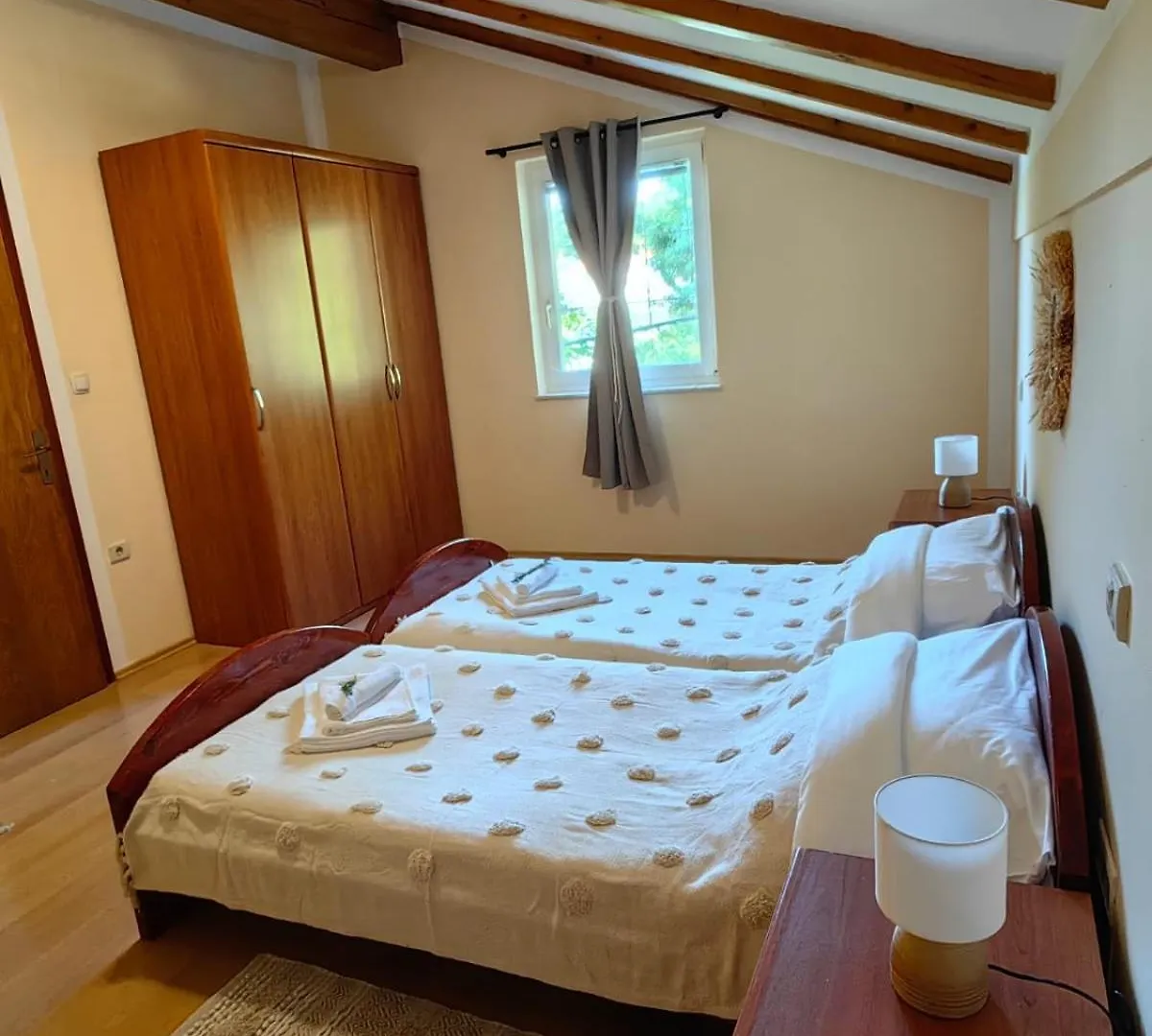 Rosemary Apartments Lovran Croatia